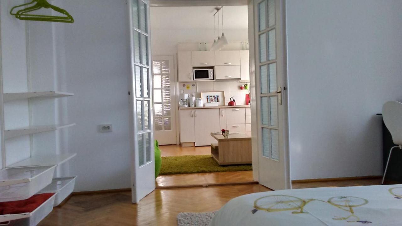 B Apartments - Bike Apartment Тимишоара Экстерьер фото